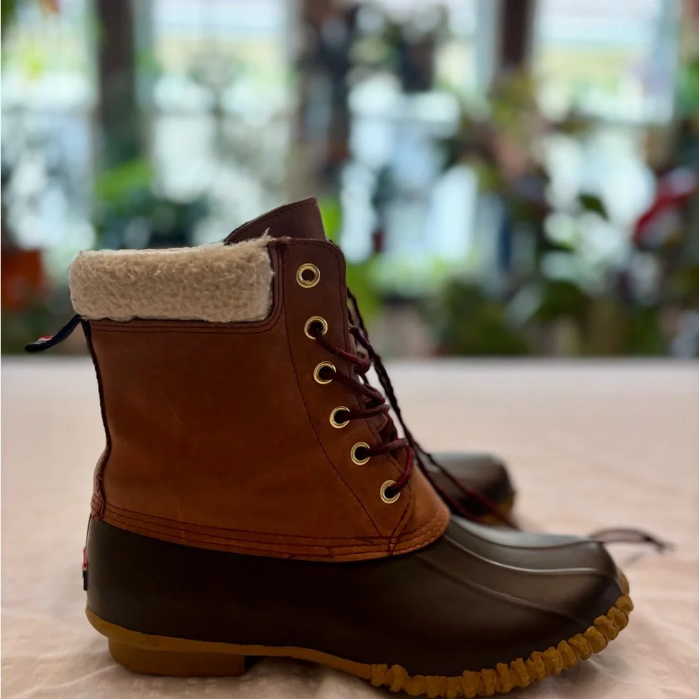 Tommy Hilfiger Ankle Boots Brown and Black with Plush Lining - Picture 4 of 8